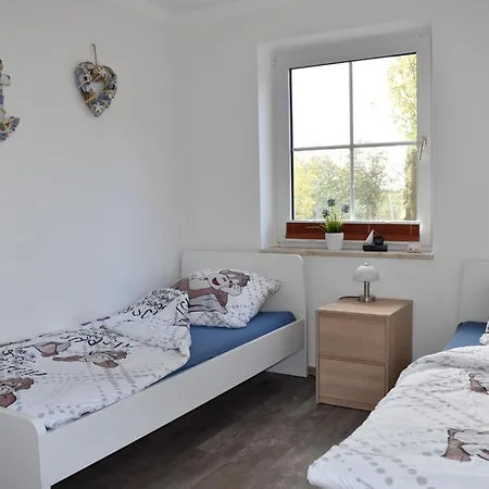 - Unsere Wenke Daire Lemkendorf